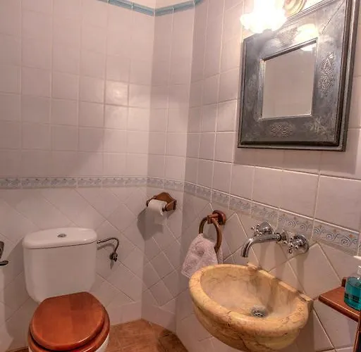 El Trebol De Mora Pensión *