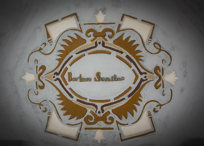 Pensión El Trebol De Mora